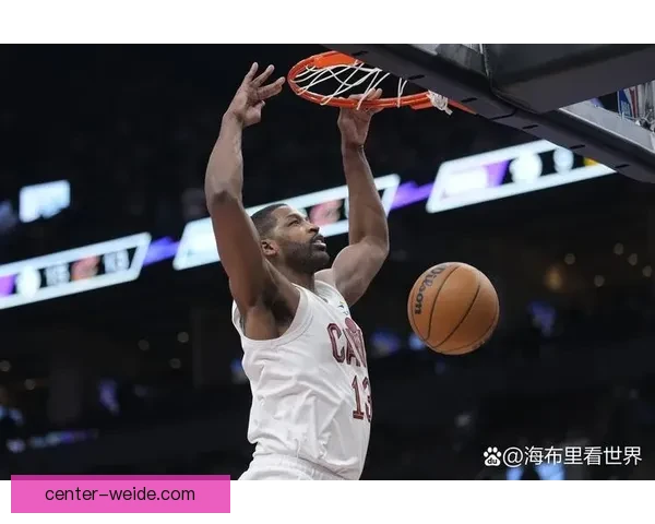 NBA季中锦标赛奖金分配引发热议球员态度两极化背后利益与荣誉之争升级